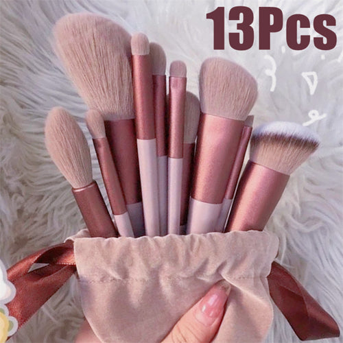 DYVIRA brushset product view 1