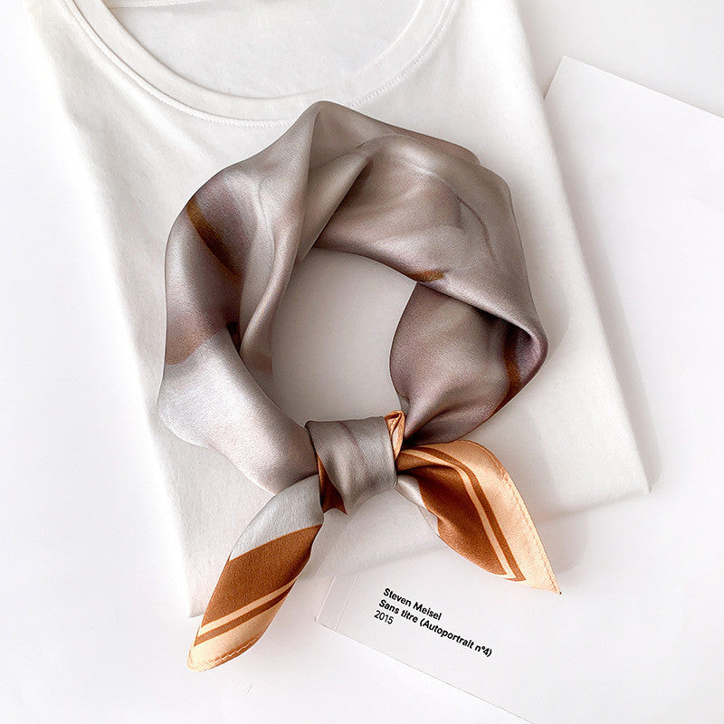DYVIRA Multiway Printed Square Scarf detail