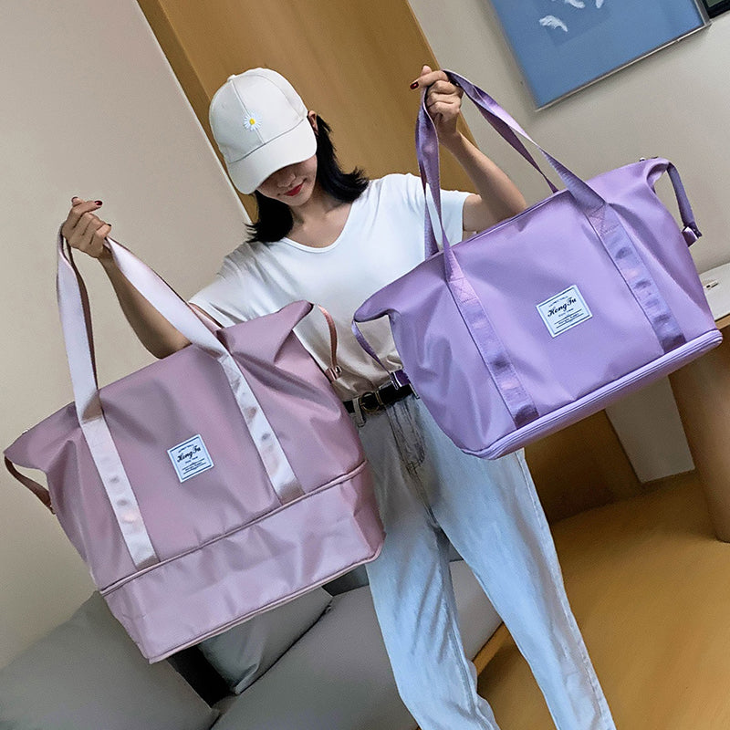 Foldable travel bag detail